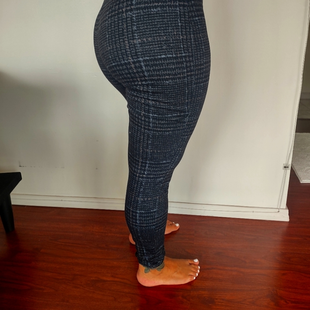 Maurice's size medium pants